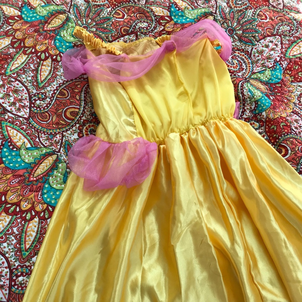 Dresses - Picture 6 of 6